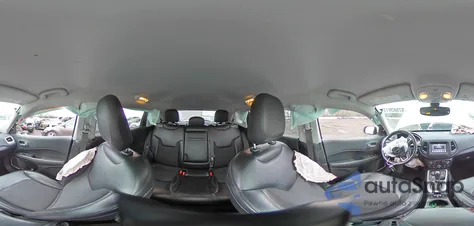 2018 Jeep Compass Latitude z USA, uszkodzony, nr VIN 3C4NJDBB9JT485087